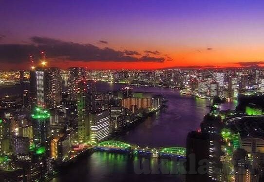 2012中文字幕在线中文-2012，一部关于人类命运与自然力量的深刻反思
